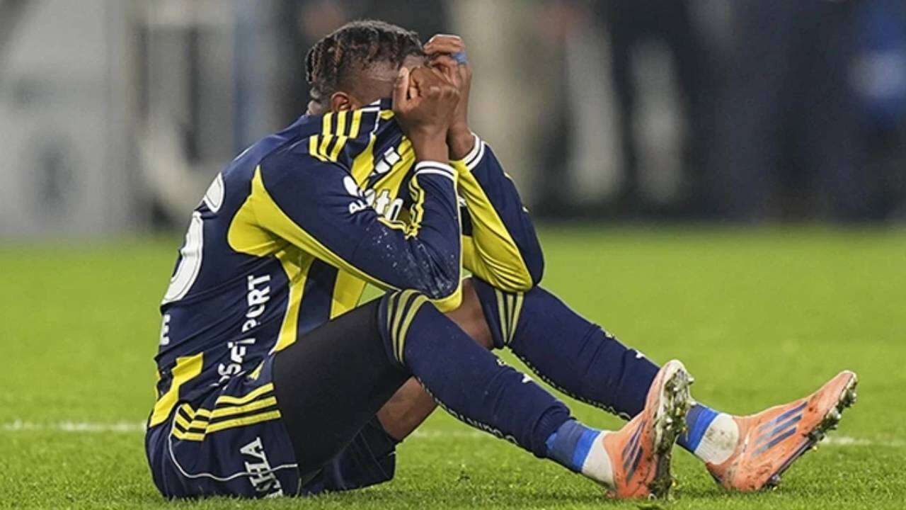Fenerbahçe'de İsmail Kartal neşteri vurdu: 22 dakika sahada kalmıştı, Aziz Yıldırım biletini kesti! 2